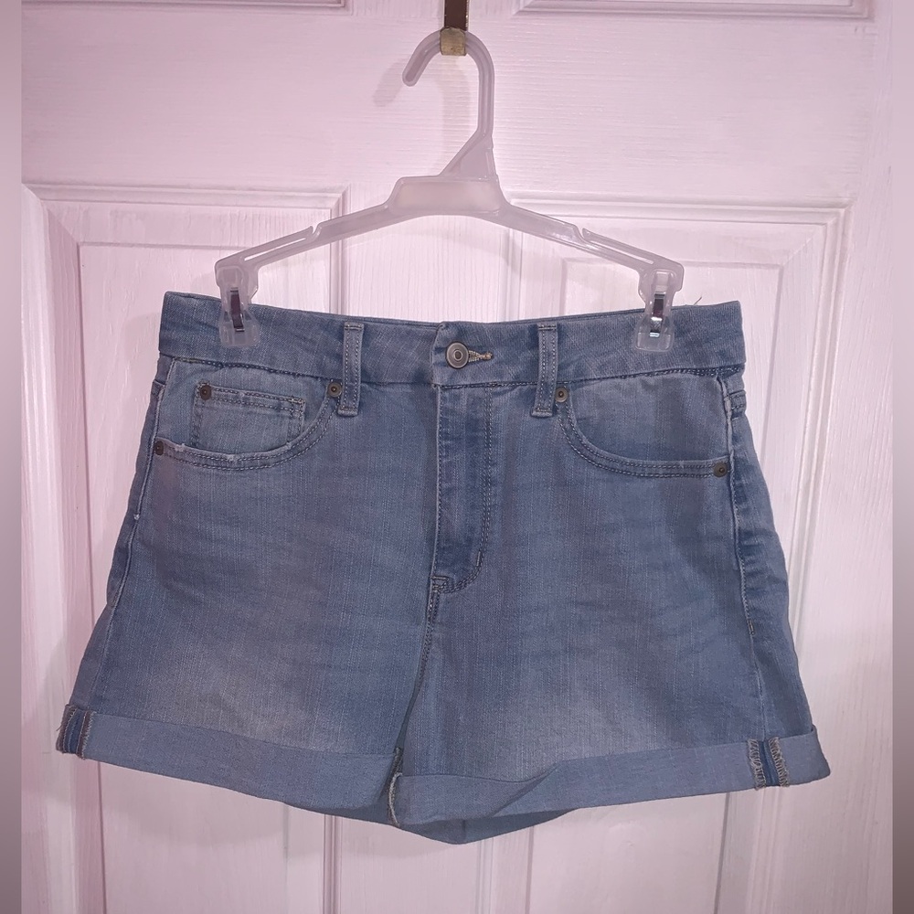 No Boundaries Women's Light Blue Rolled Hem Denim Shorts